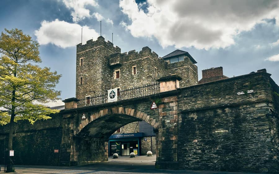 Derry city walls