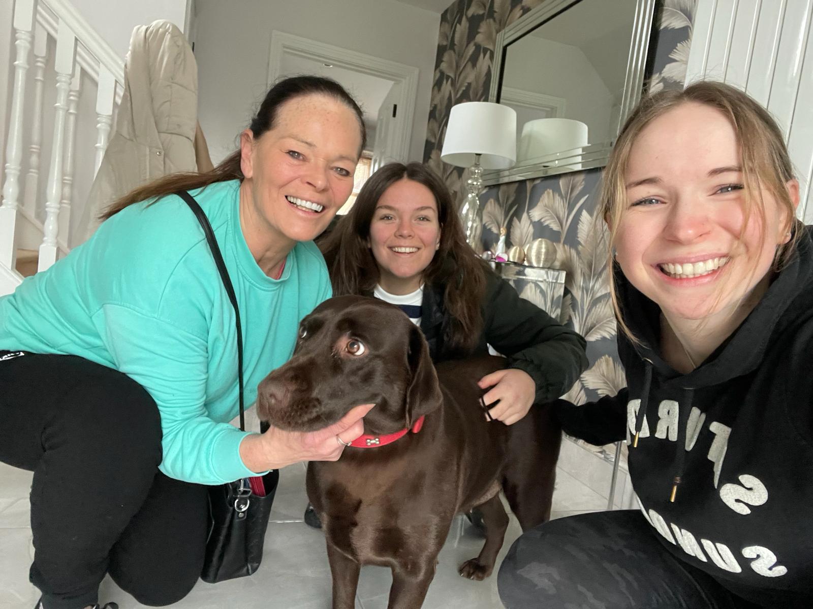Homestay dining with a Derry family